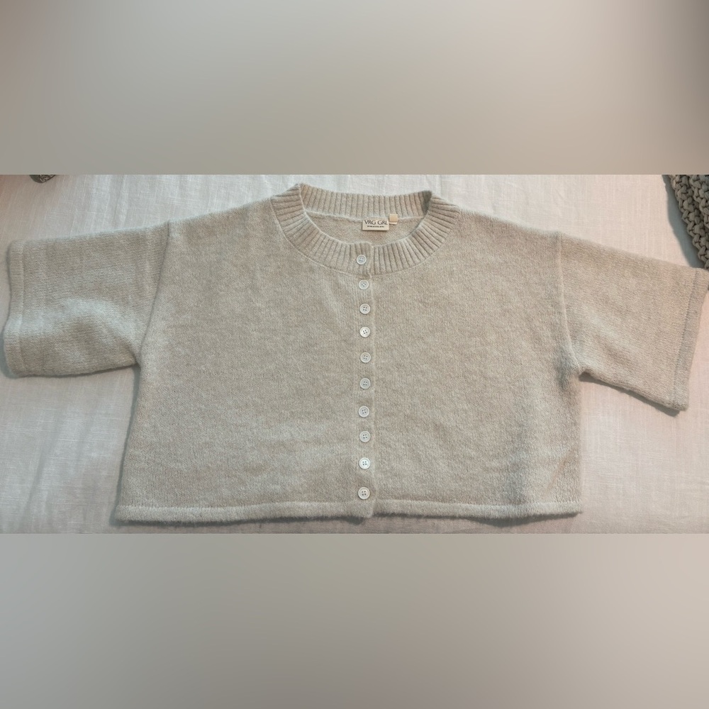 VRG GRL Cropped Cardigan